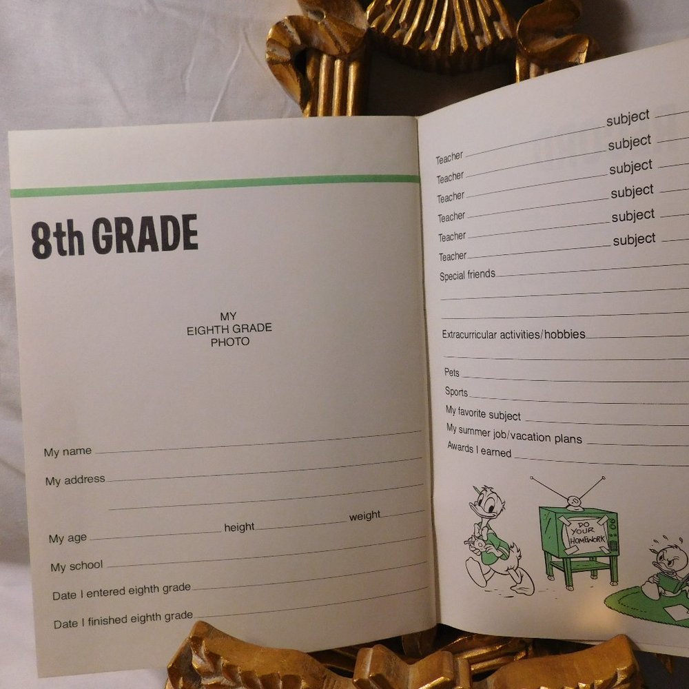 Disney's School Days Memory Album Vintage 1978 - Picture 7 of 7